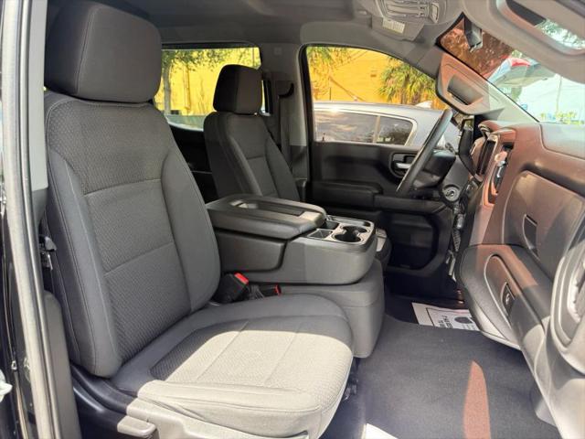 2021 Chevrolet Silverado 1500 2WD Crew Cab Short Bed Custom