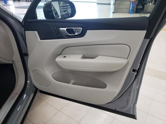 2026 Volvo XC60 Plug-In Hybrid Ultra, T8 AWD Electric/Gasoline, Dark