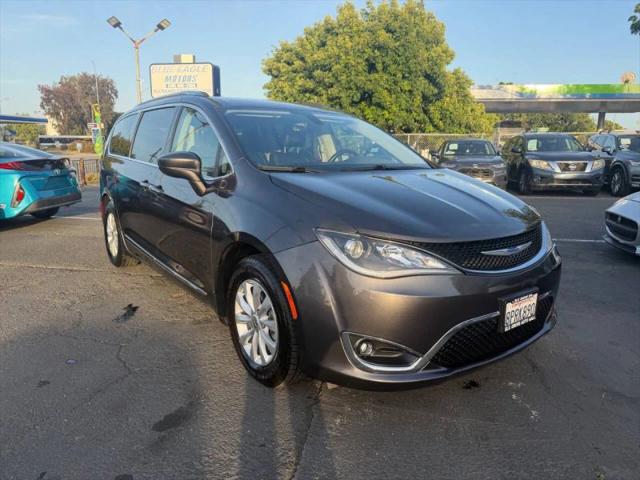 2019 Chrysler Pacifica Touring L
