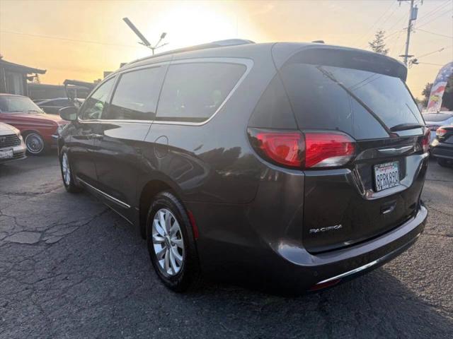 2019 Chrysler Pacifica Touring L