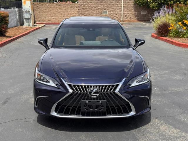 2023 Lexus ES 300h 300h