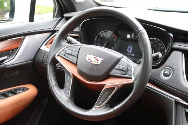 2022 Cadillac XT5 AWD Premium Luxury