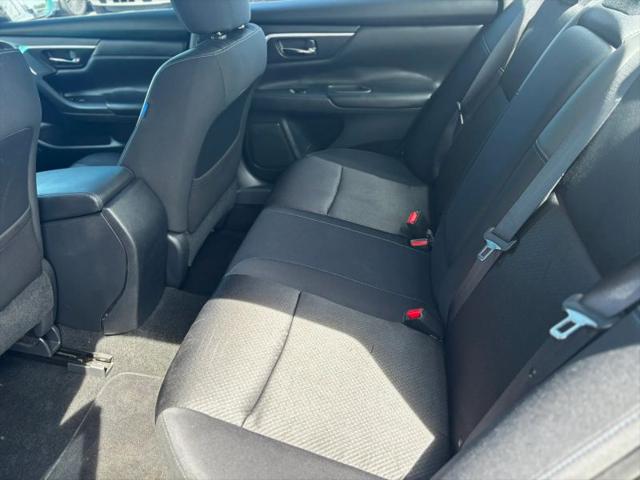 2016 Nissan Altima 2.5 SR