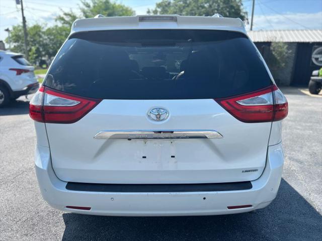 2018 Toyota Sienna Limited Premium 7 Passenger