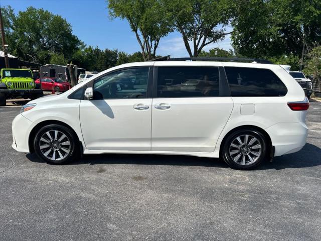 2018 Toyota Sienna Limited Premium 7 Passenger