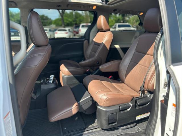 2018 Toyota Sienna Limited Premium 7 Passenger