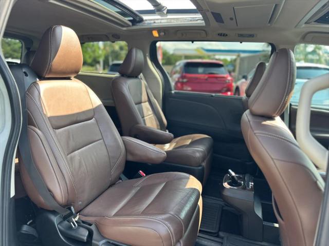 2018 Toyota Sienna Limited Premium 7 Passenger