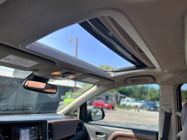 2018 Toyota Sienna Limited Premium 7 Passenger