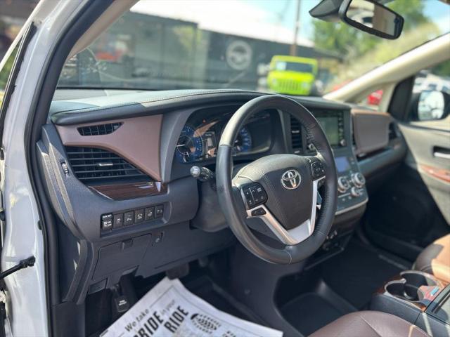 2018 Toyota Sienna Limited Premium 7 Passenger