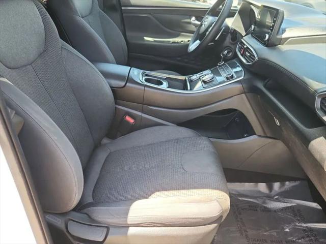 2021 Hyundai Santa Fe SE