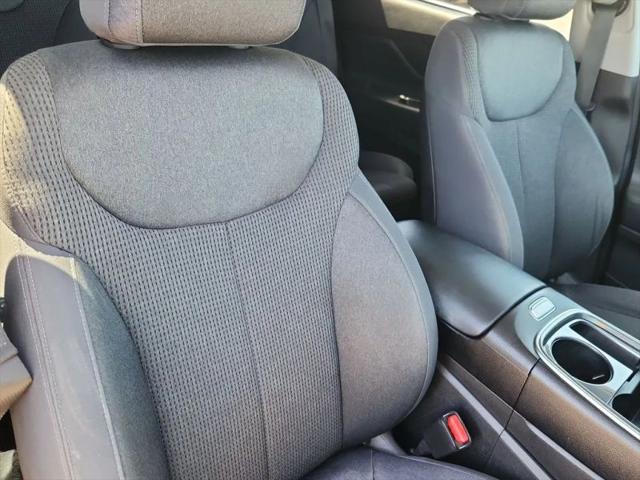2021 Hyundai Santa Fe SE