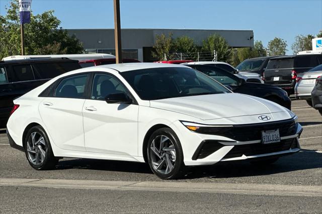 2025 Hyundai Elantra SEL Sport