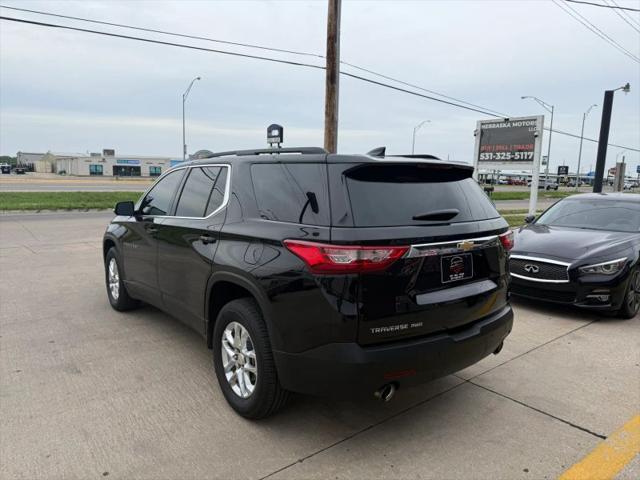 2020 Chevrolet Traverse AWD LT Cloth