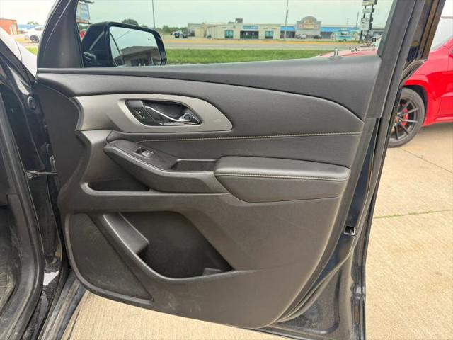 2020 Chevrolet Traverse AWD LT Cloth