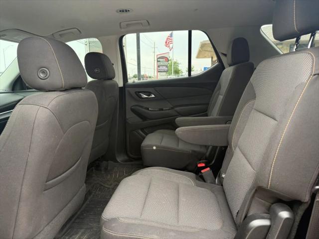 2020 Chevrolet Traverse AWD LT Cloth