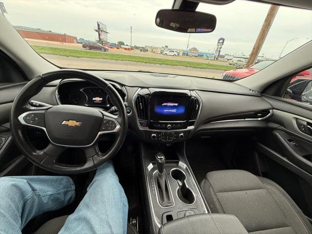 2020 Chevrolet Traverse AWD LT Cloth