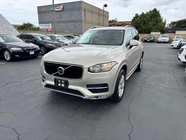 2016 Volvo XC90 T5 Momentum