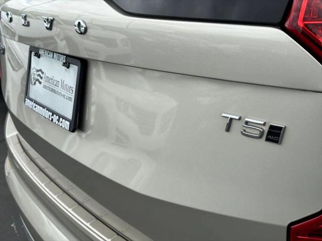 2016 Volvo XC90 T5 Momentum