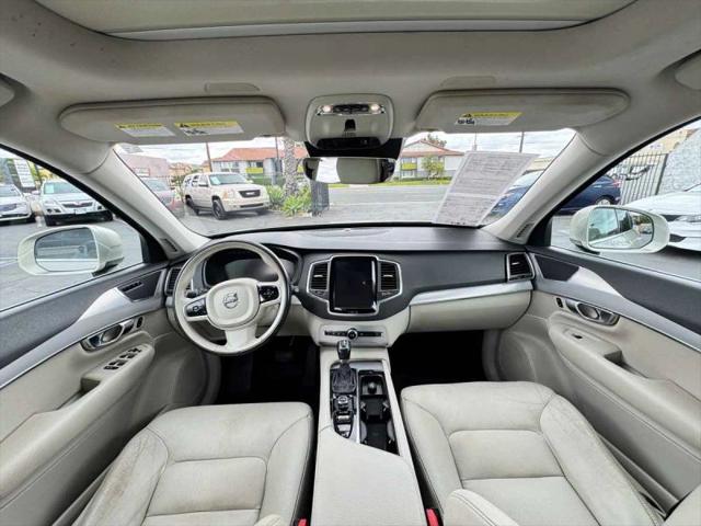 2016 Volvo XC90 T5 Momentum