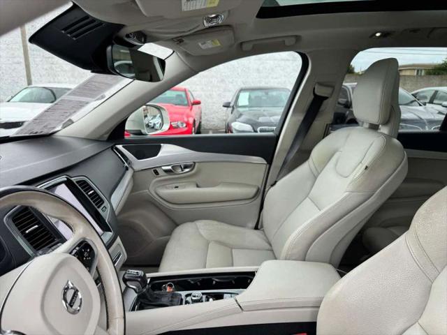 2016 Volvo XC90 T5 Momentum