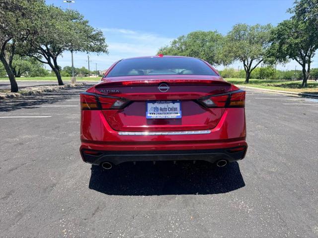 2023 Nissan Altima SR FWD