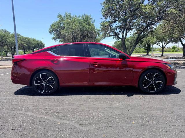 2023 Nissan Altima SR FWD