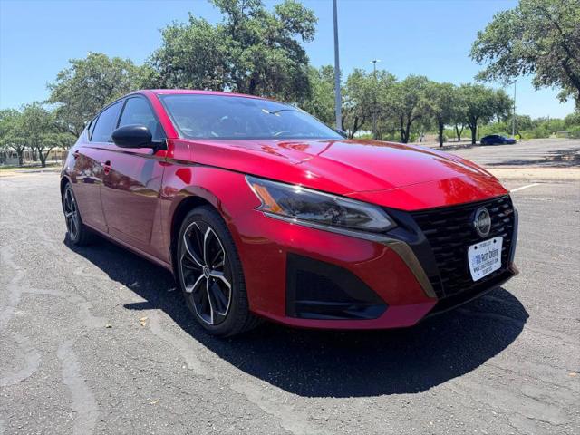 2023 Nissan Altima SR FWD