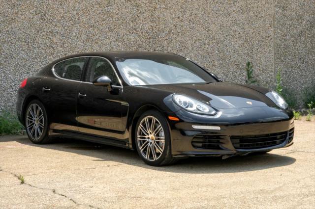 2015 Porsche Panamera S