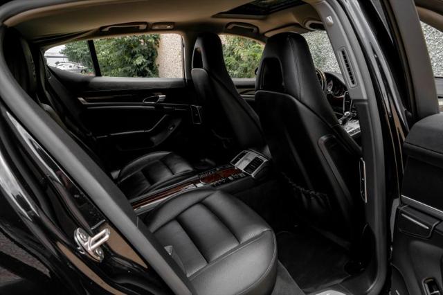 2015 Porsche Panamera S