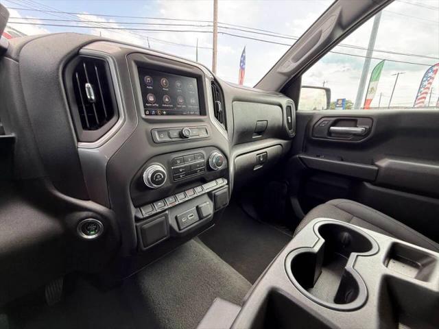 2023 GMC Sierra 1500 4WD Crew Cab Short Box Pro
