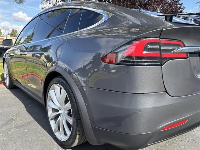 2016 Tesla Model X P90D