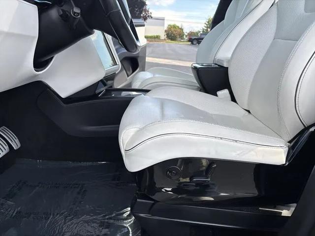 2016 Tesla Model X P90D