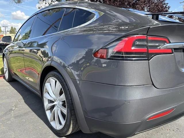 2016 Tesla Model X P90D