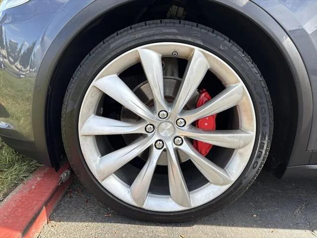 2016 Tesla Model X P90D