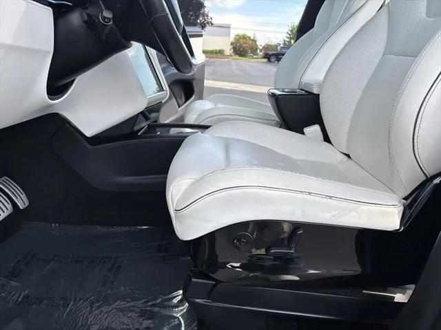 2016 Tesla Model X P90D