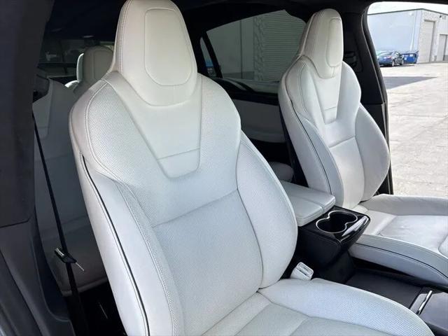 2016 Tesla Model X P90D