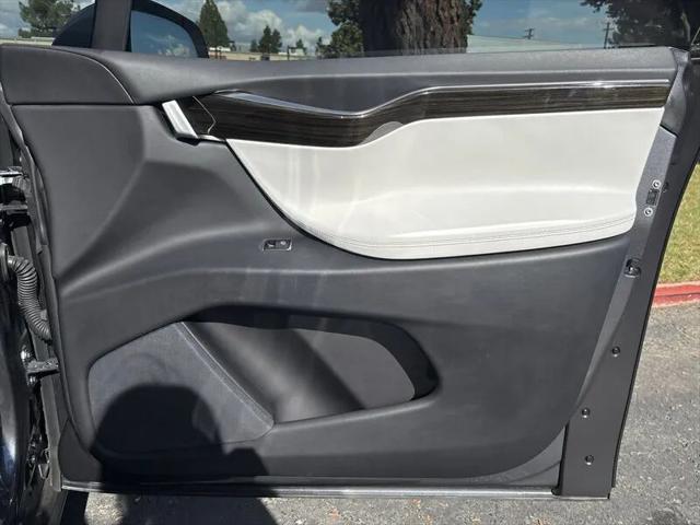 2016 Tesla Model X P90D