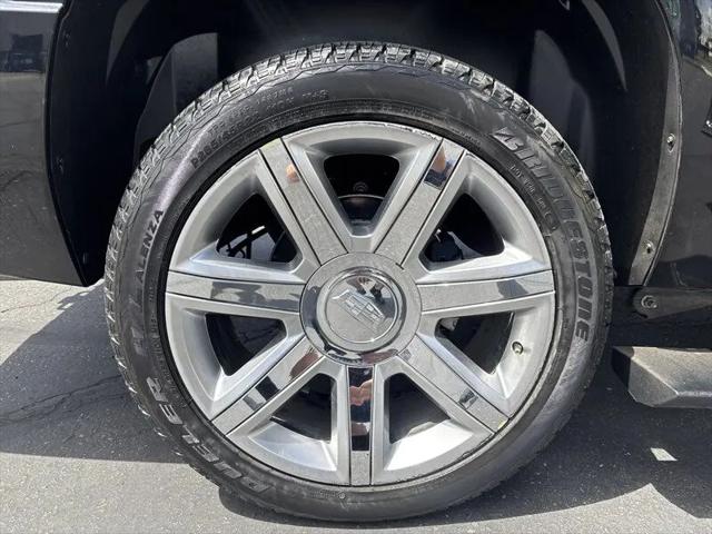 2011 Cadillac Escalade ESV Platinum Edition