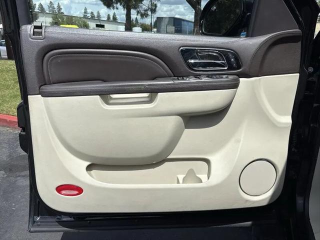 2011 Cadillac Escalade ESV Platinum Edition