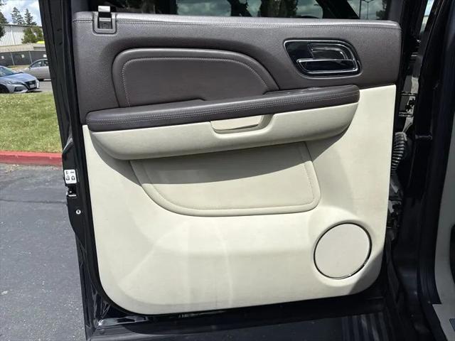 2011 Cadillac Escalade ESV Platinum Edition