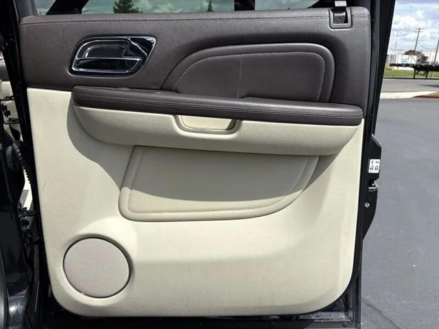 2011 Cadillac Escalade ESV Platinum Edition