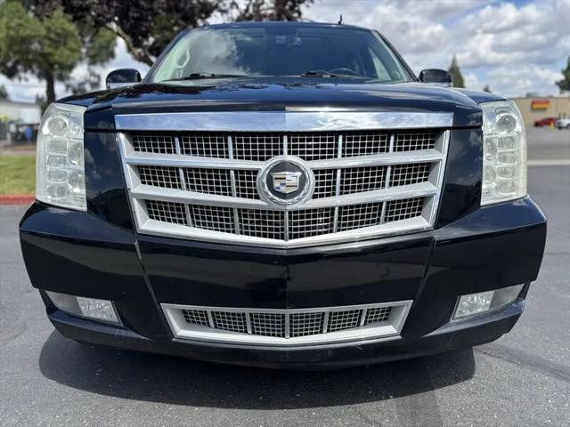 2011 Cadillac Escalade ESV Platinum Edition