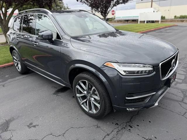 2017 Volvo XC90 T6 Momentum