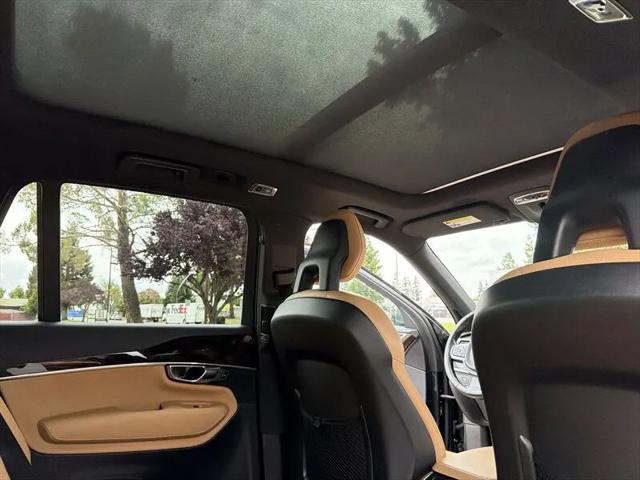 2017 Volvo XC90 T6 Momentum