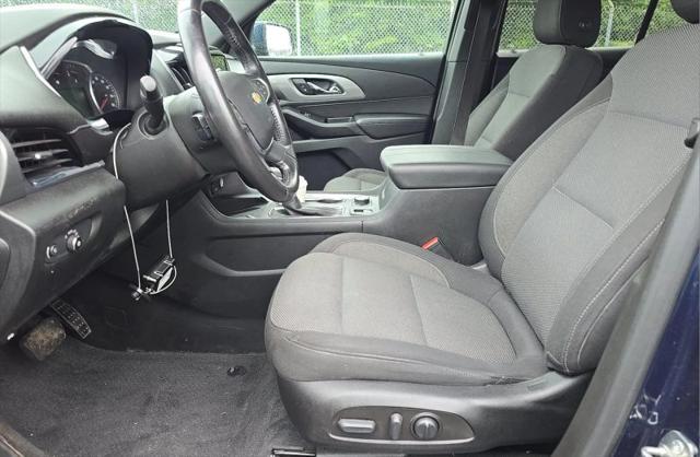 2022 Chevrolet Traverse AWD LT Cloth