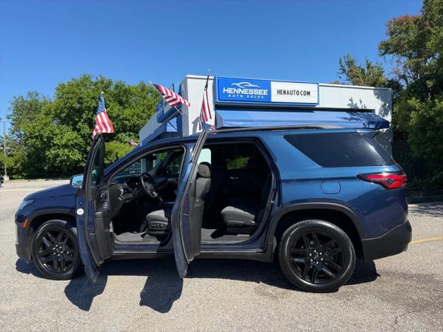 2022 Chevrolet Traverse AWD LT Cloth