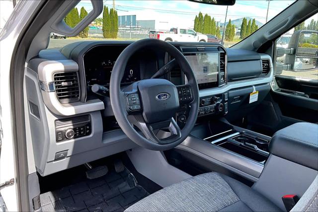2026 Ford F-350 XLT
