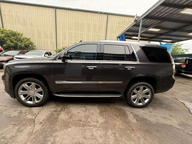 2017 Cadillac Escalade Luxury