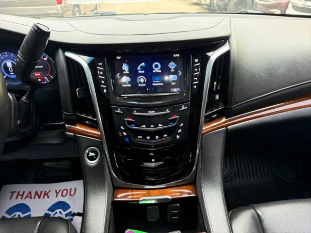 2017 Cadillac Escalade Luxury