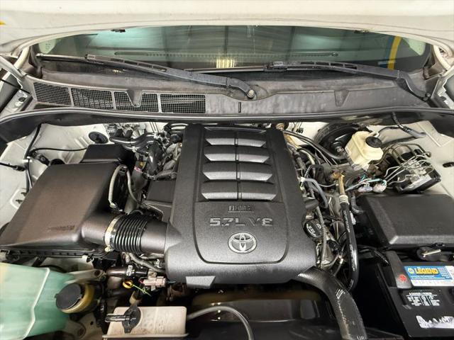 2011 Toyota Sequoia Platinum 5.7L V8
